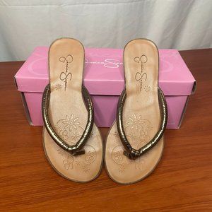 Jessica Simpson Natalia Bronze/Brown Girl's thong sandal; size 1M